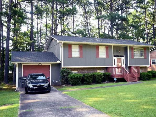 1219 25th Ave N, Hueytown, AL 35023