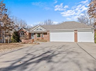 11 Hopeman Ln, Bella Vista, AR 72715