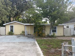 617 26th Ave E, Bradenton, FL 34208