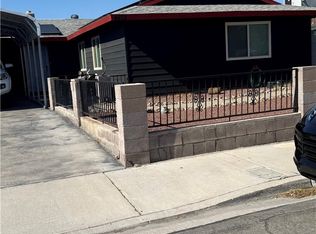 4672 Newton Dr, Las Vegas, NV 89121