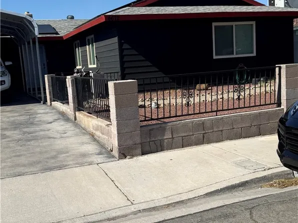 4672 Newton Dr, Las Vegas, NV 89121