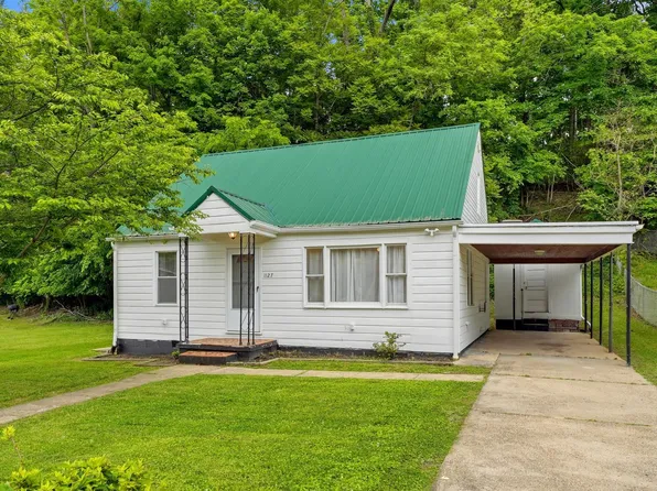 1127 N Jefferson Dr, Huntington, WV 25701