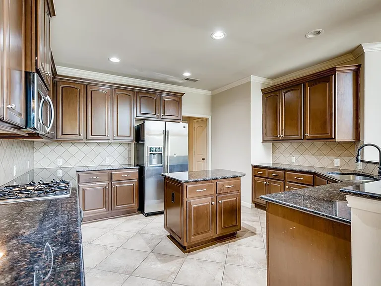 4211 Middleoak Grove Ln — Photo 7