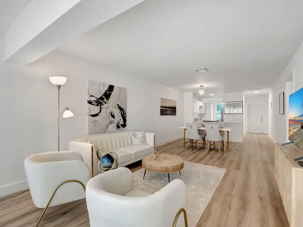 1150 Boxwood Drive #203, Delray Beach, FL 33445