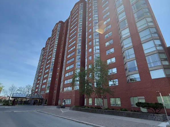 2466 Eglinton Ave E #Lph17, Toronto, ON M1K 5J8