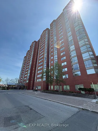 2466 Eglinton Ave E Photo 1