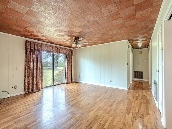 4th image of 203 Pilgrims Rest Rd