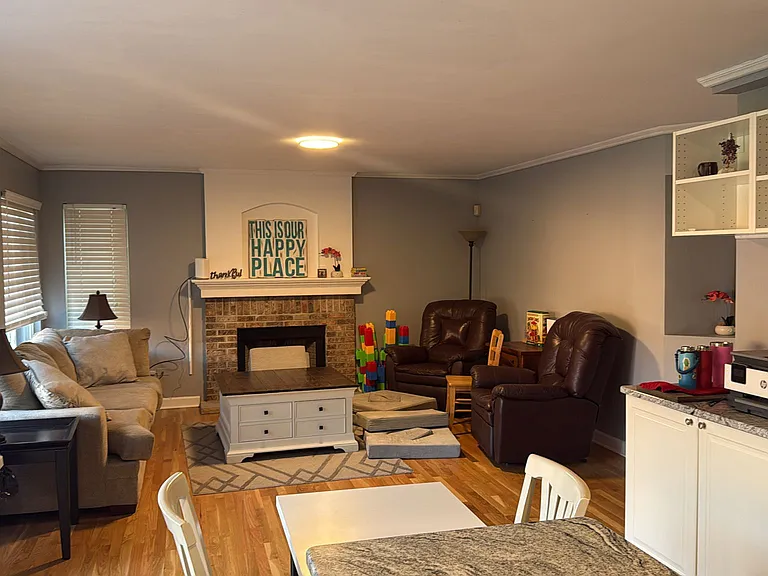 224 Jonathan Way — Photo 7
