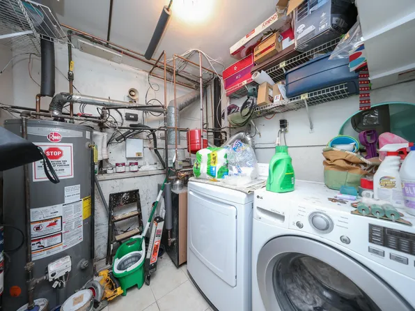 4 Country Woods Lane image 3 of 19