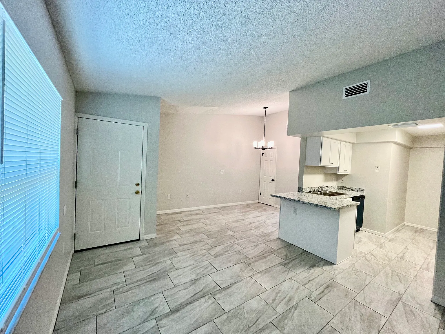 1 bed, 725 sqft, $1,250 — Photo 4