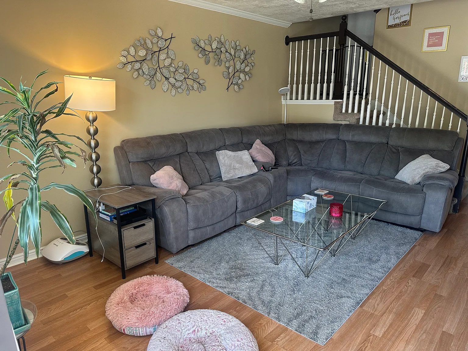 3 bed, 1265 sqft, $2,100 — Photo 2
