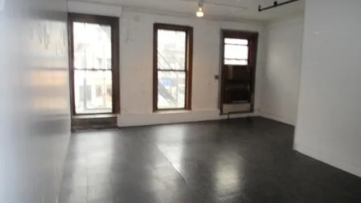 Rented by Veritas Property Management | media 74