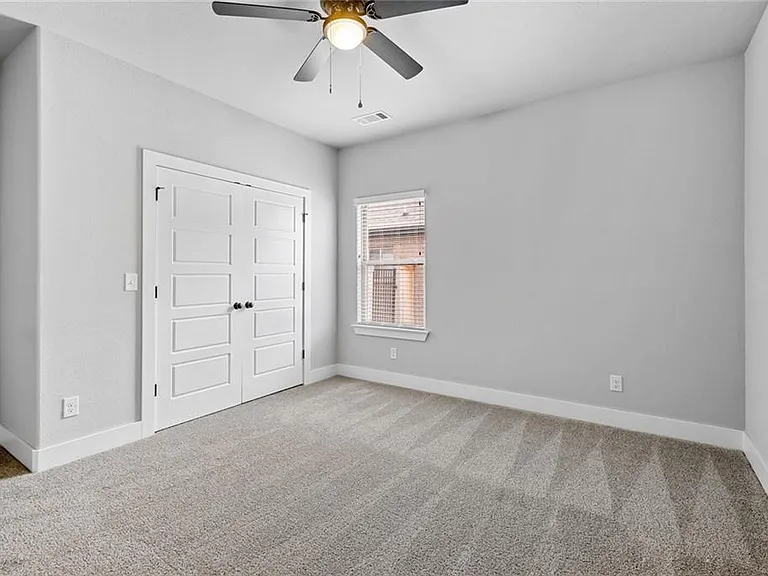 3306 Rosemont Ave — Photo 17