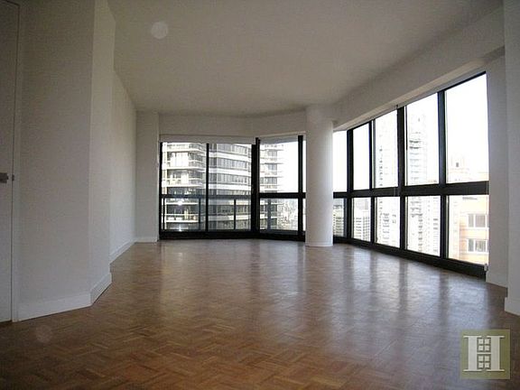 2nd image of 200 E 61st St APT 32E