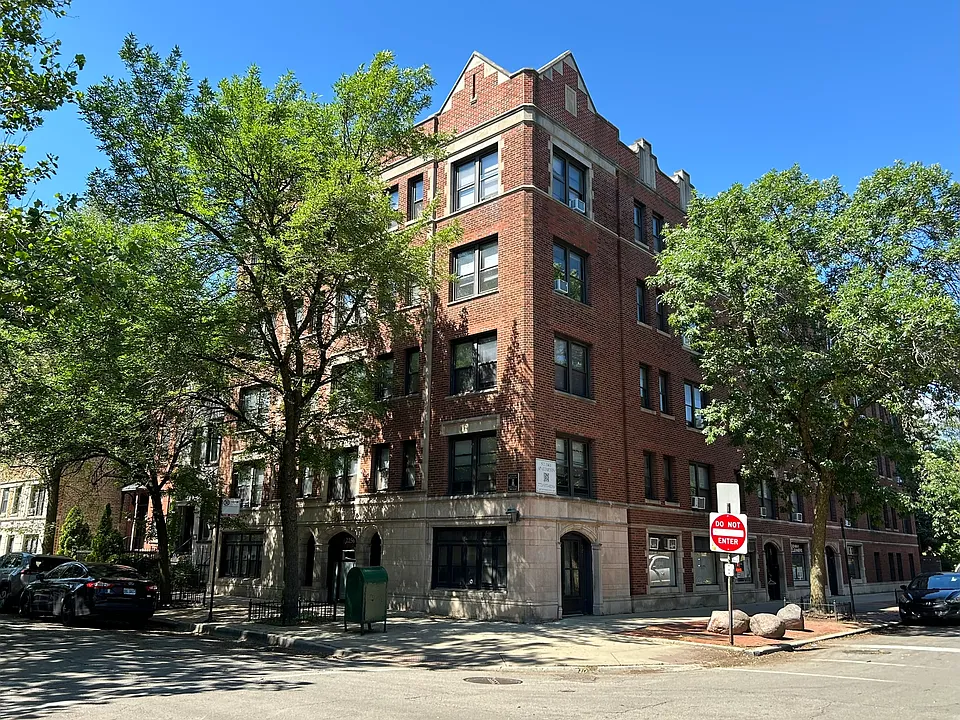2256 N. Cleveland