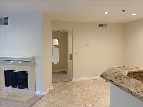 5th image of 653 Oak Run Trl Unit 305