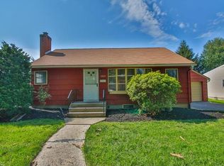 1521 Catasauqua Rd, Bethlehem, PA 18017