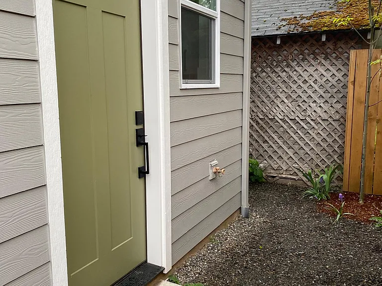 9115 N Hudson St — Photo 3