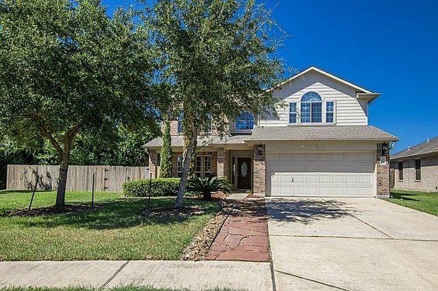 1st image of 1047 Riverwood Dr