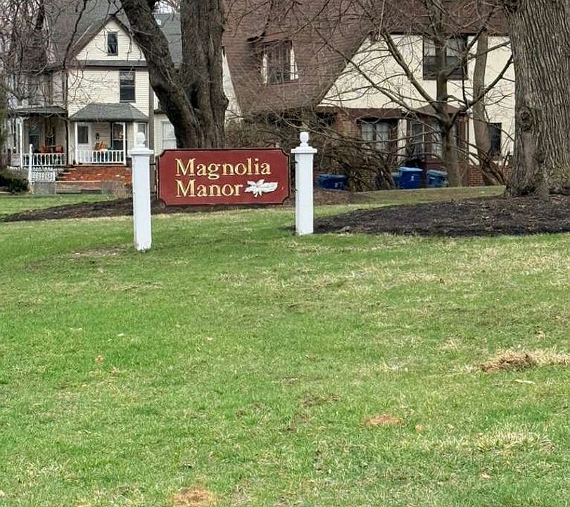 1st image of 637 Mentor Ave #617