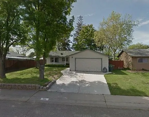 1886 18th St photo 1