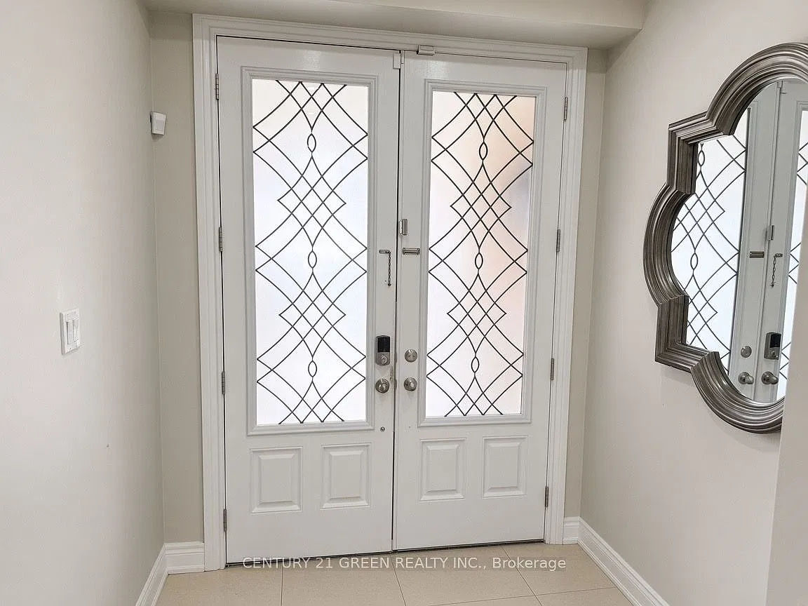 4 bed, $3,850 — Photo 4