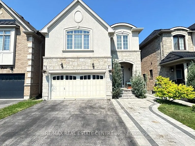 13 Alister Dr #MAIN UPPER — Photo 1