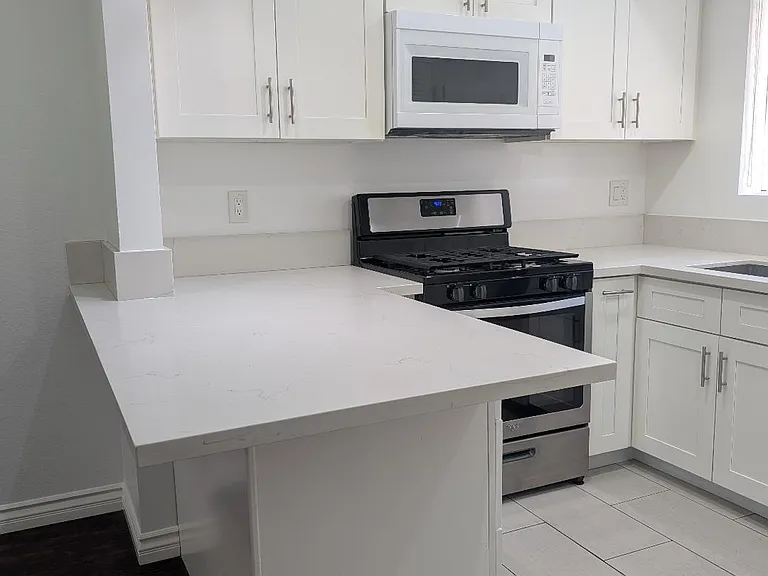 511 E Palmer Ave #14 — Photo 4