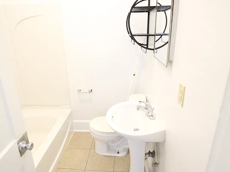 713 N Wheeling Ave #3 — Photo 3