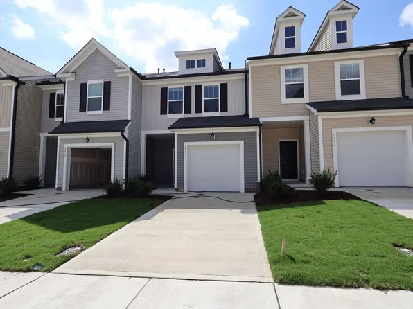 4824 Salamander Ct, Raleigh, NC 27610