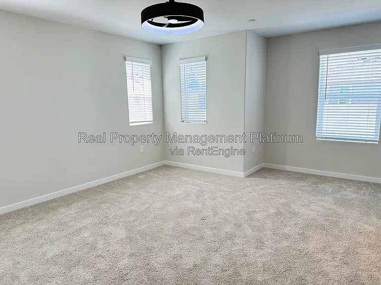 616 Ophelia Ave — Photo 16