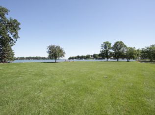 27680 Island View Rd, Shorewood, MN 55331