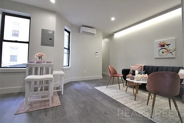 Rented by Real Street Inc | media 5