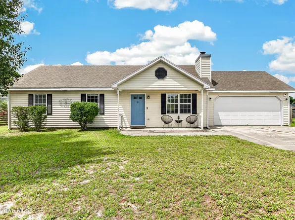 409 E Volant Street, Hubert, NC 28539
