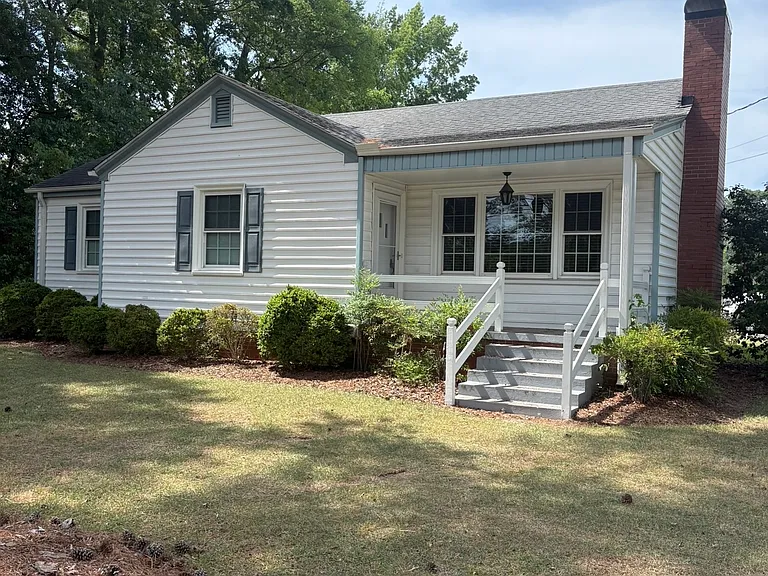 1712 Bethlehem Rd — Photo 1