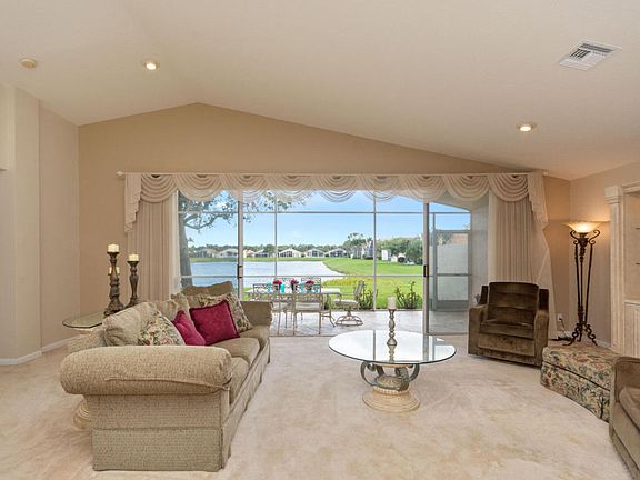 11770_Grove_Ridge_MLS_HID1156602_ROOM21