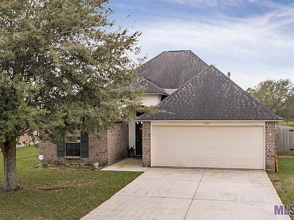 4th image of 12195 Riverwalk Dr