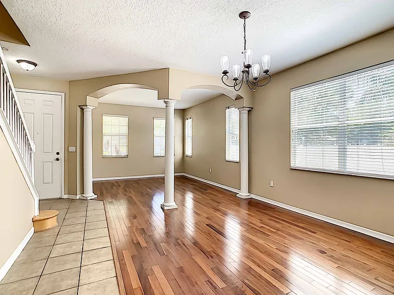4824 River Gem Ave — Photo 2