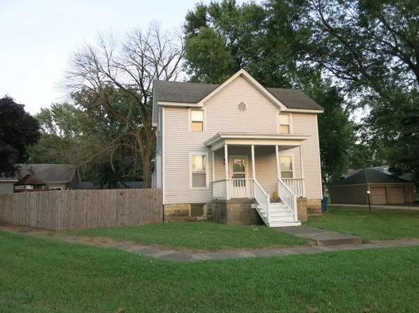 408 N Front St, Odell, IL 60460
