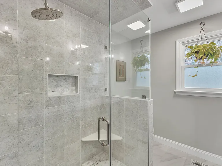 1126 Trailwood Dr — Photo 36