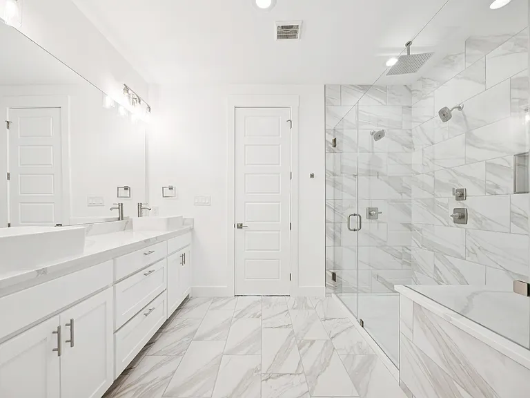 262 Harris St — Photo 13