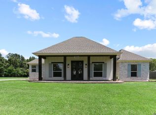 14572 Bluff Rd, Prairieville, LA 70769