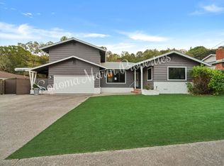 15 Garner Dr, Novato, CA 94947