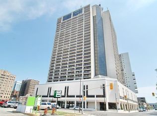 150 Park St W #3005, Windsor, ON N9A 7A2