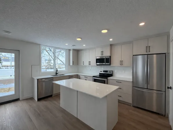 11323 106th St NW, Edmonton, AB
