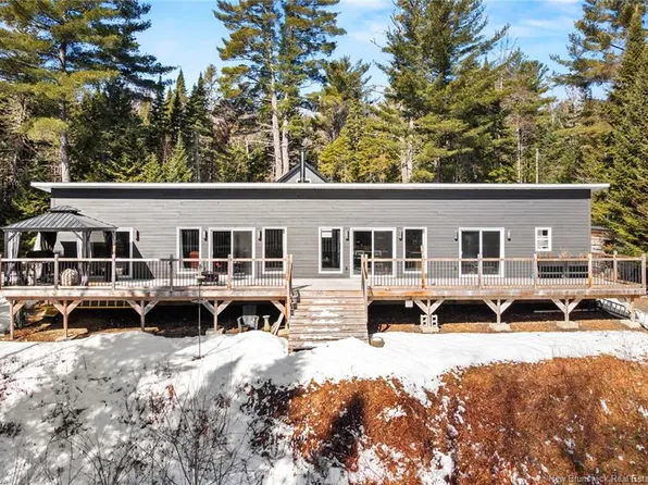 48 Tracy Rd, Minto, NB E4B 3A9