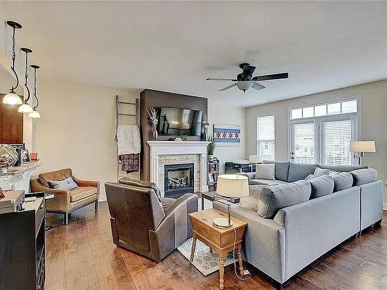 333 Alden Way — Photo 20