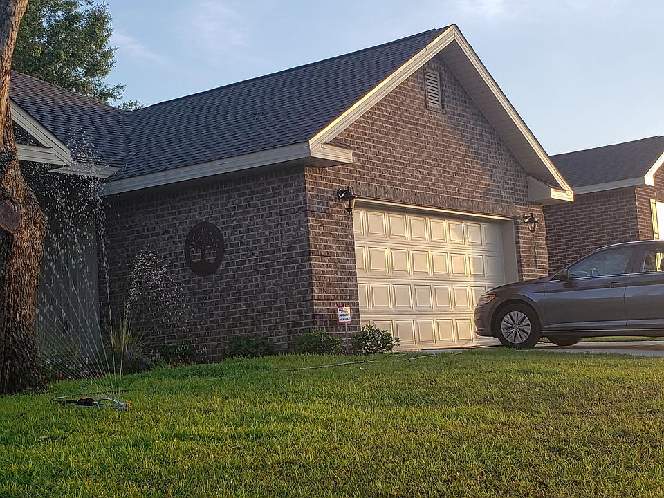 1st image of 2399 Bentley Oaks Dr