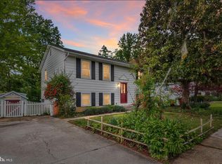 1231 Van Buren Dr, Annapolis, MD 21403