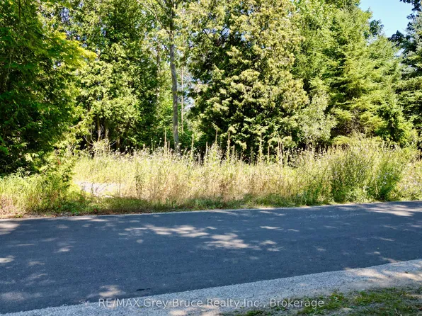55 Whippoorwill Rd, Northern Bruce Peninsula, ON N0H 1W0